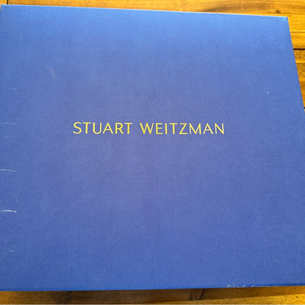 Stuart Weizman black boots in size 6.5